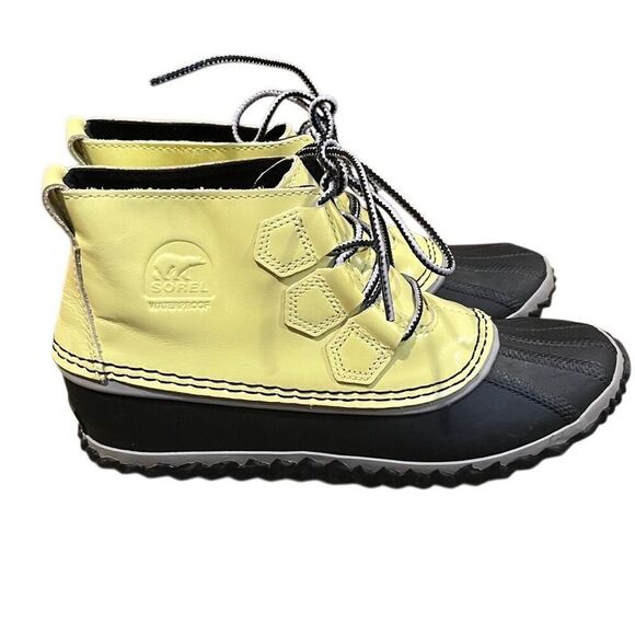 SOREL Out n' About 'Zest Dove' Rain Boots Size 7 - Picture 8 of 10